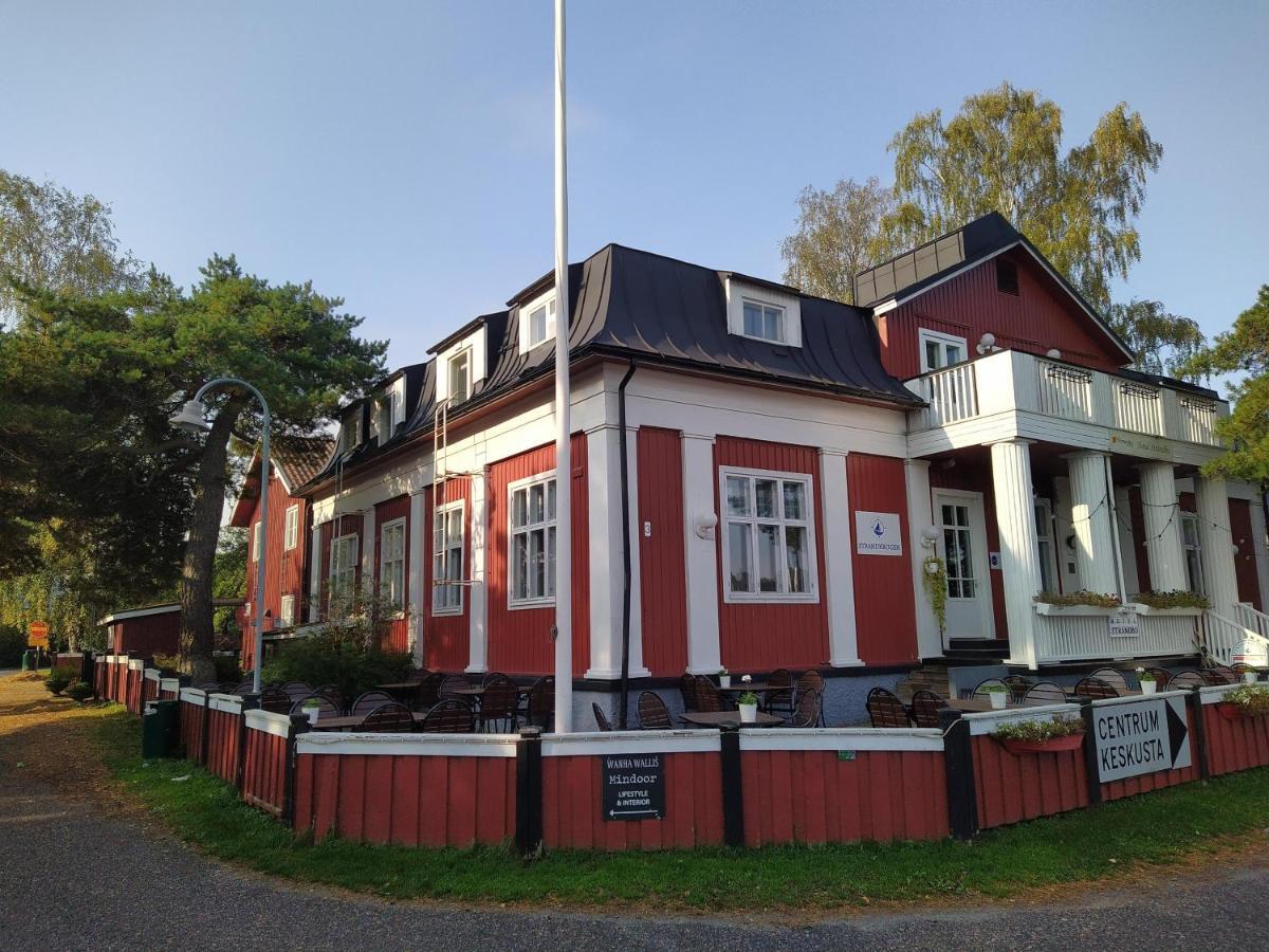Hotel Strandbo Nauvo Bagian luar foto