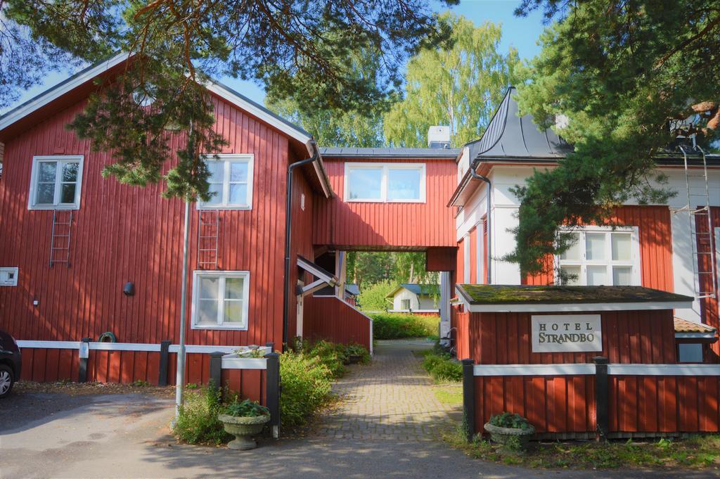 Hotel Strandbo Nauvo Bagian luar foto